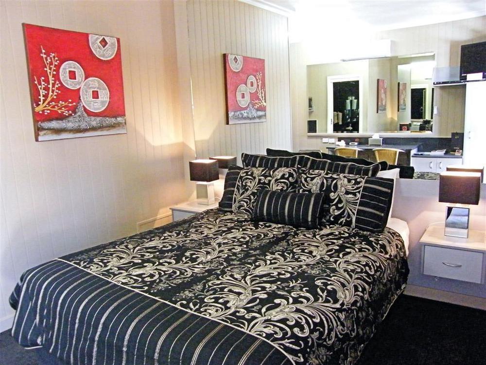 Caboolture Central Motor Inn, Sure Stay Collection By BW Стая снимка