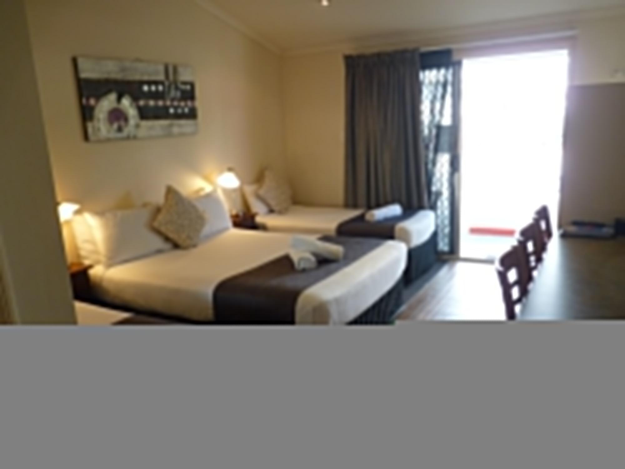 Caboolture Central Motor Inn, Sure Stay Collection By BW Екстериор снимка