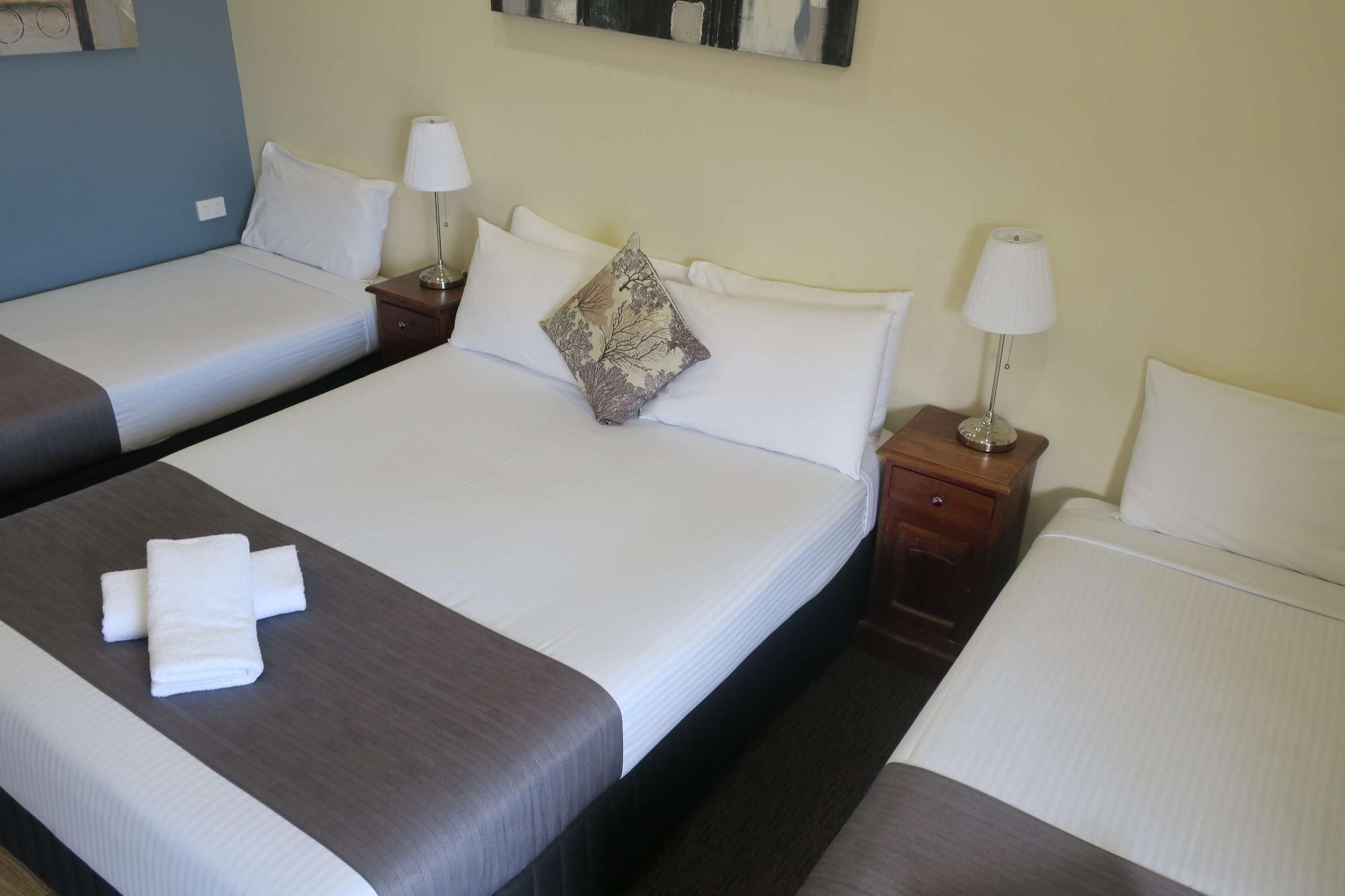 Caboolture Central Motor Inn, Sure Stay Collection By BW Екстериор снимка