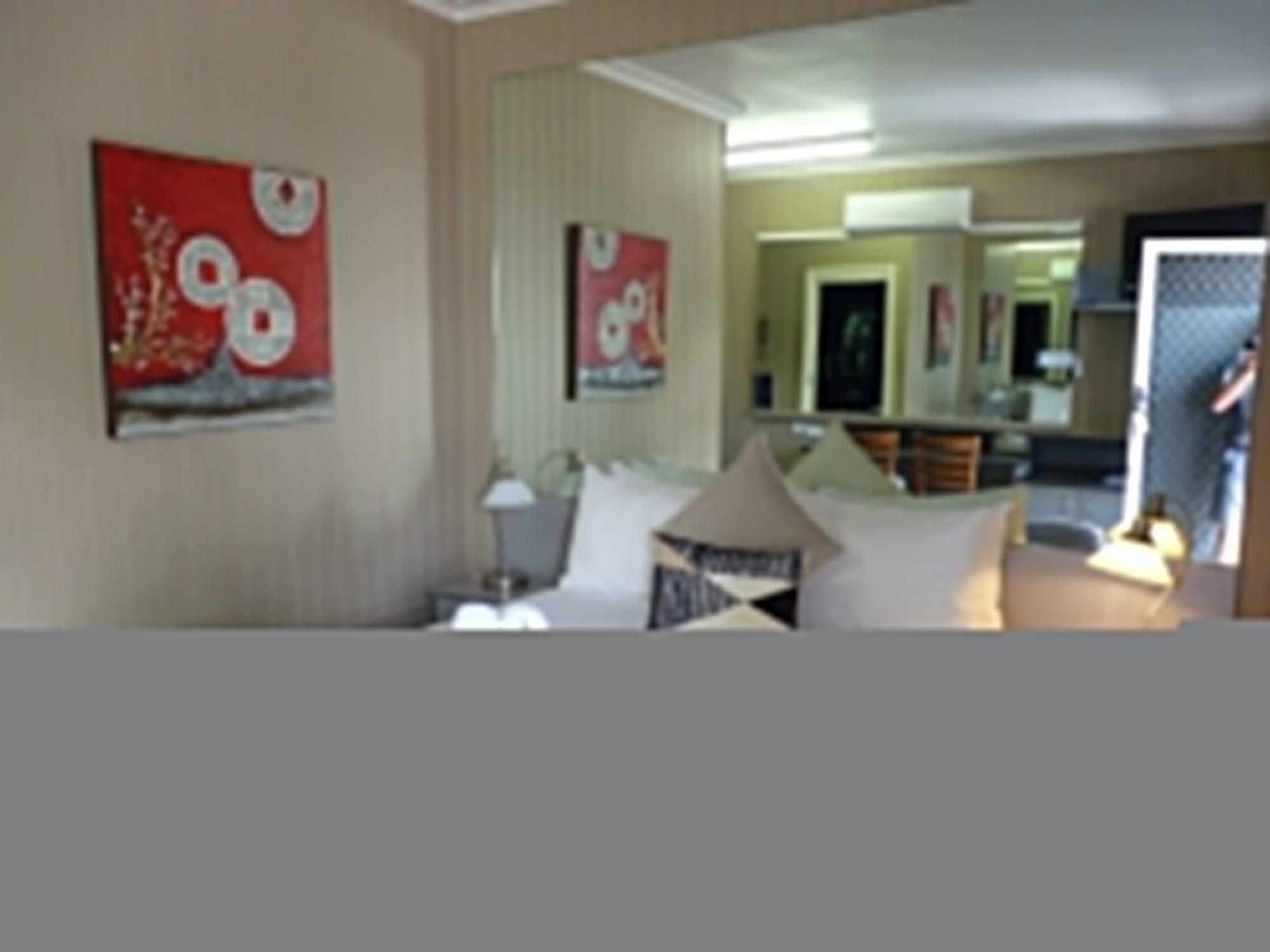 Caboolture Central Motor Inn, Sure Stay Collection By BW Екстериор снимка