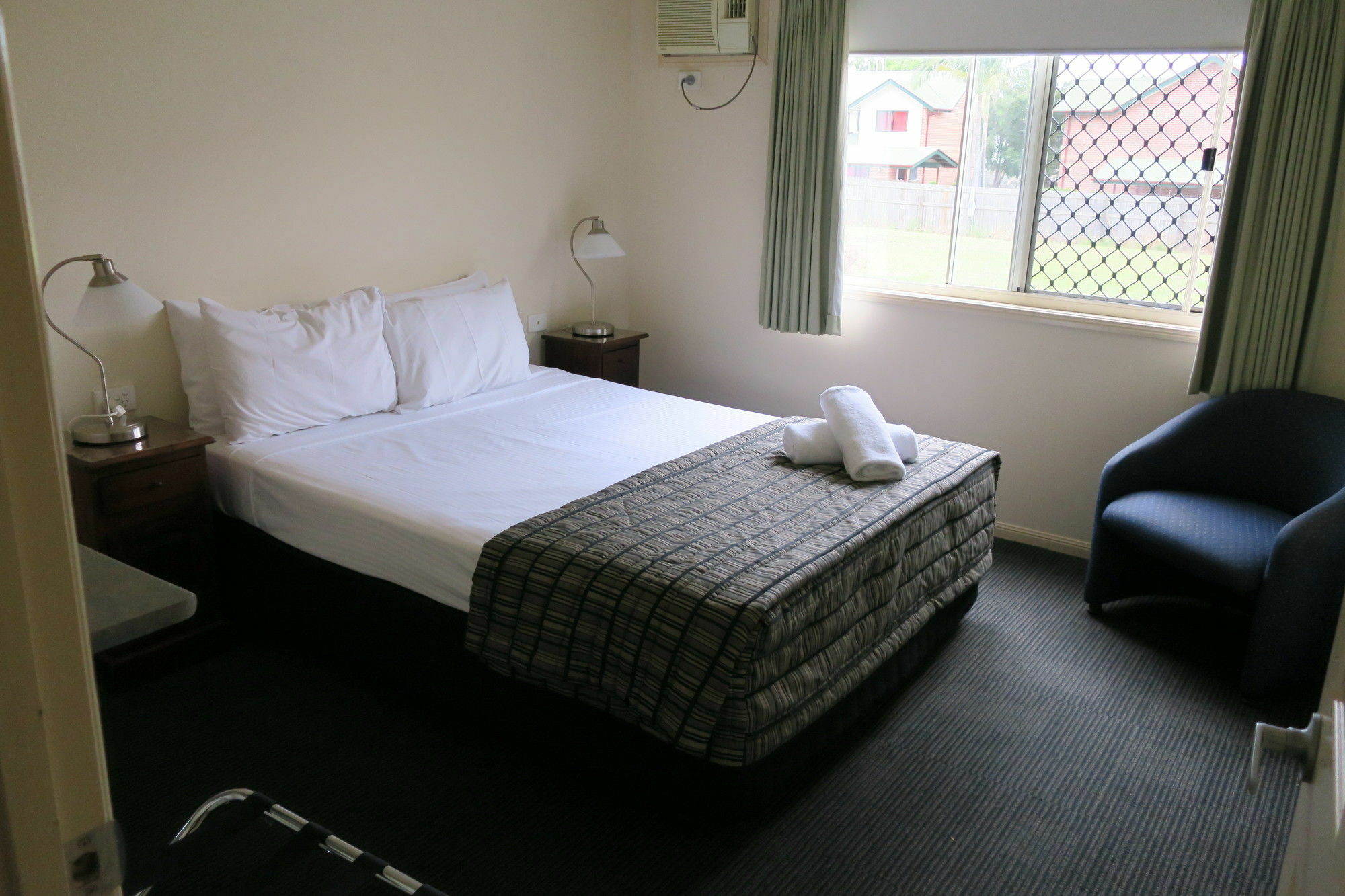 Caboolture Central Motor Inn, Sure Stay Collection By BW Екстериор снимка